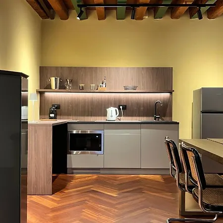 Comedia By Maddalena